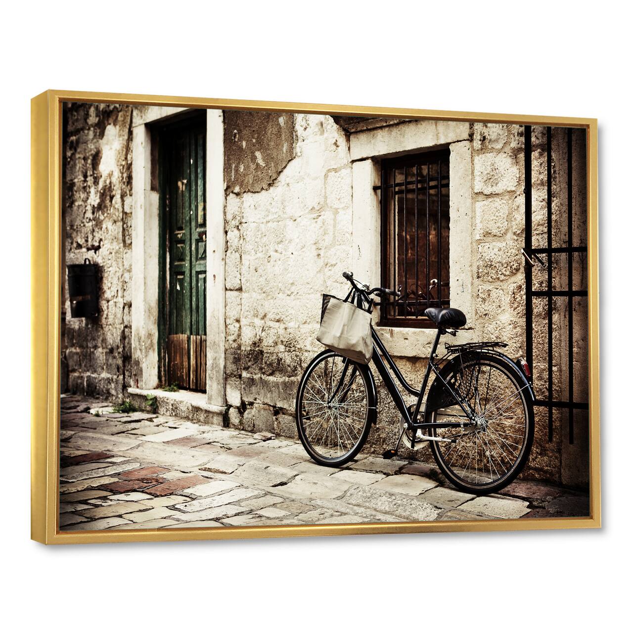 Designart - Bicycle with Shopping Bag - Landscape Photo Framed Canvas Art Print